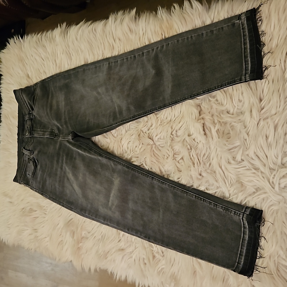 ~~BDG Dark Denim Girlfriend Jeans Size 27~~